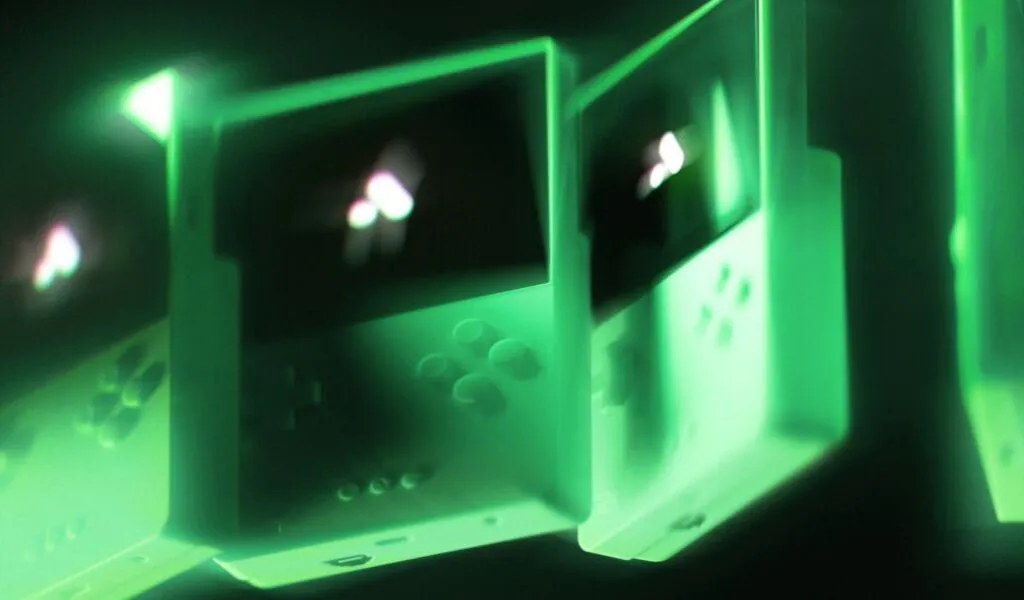 Analogue s Modern Day Game Boy Glows In The Dark