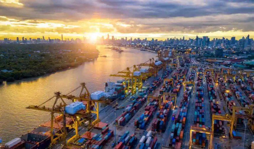 Bangkok Port to Undergo Vertical Expansion, No Relocation Plans