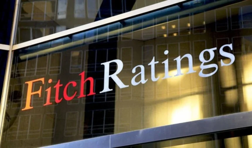 Fitch Upgrades Pakistan’s Credit Rating to ‘CCC+’ as Central Bank Cuts Interest Rate to 19.5%