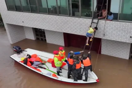 Heavy Rain and Flooding in China 7 Dead and 3 Missing