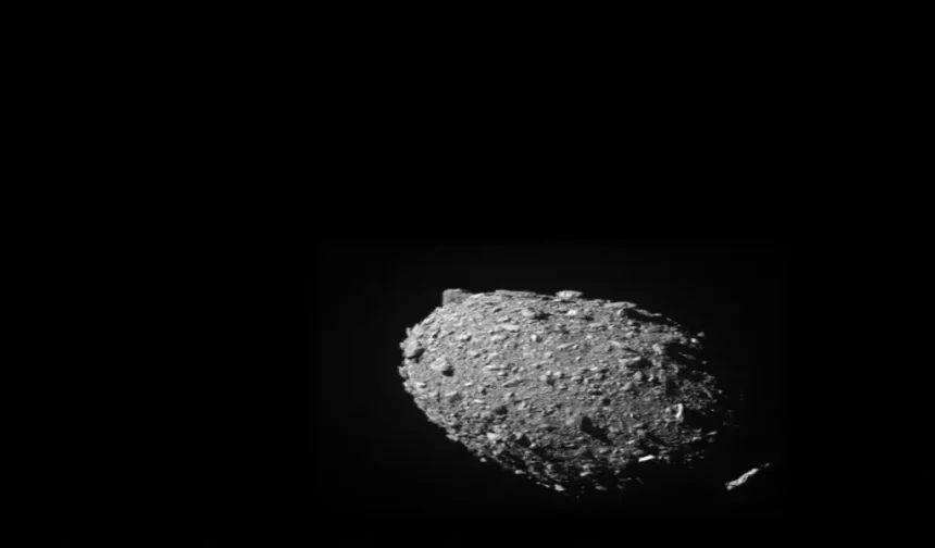 NASA Photos Reveal the Intricate History of 2 Near-Earth Asteroids