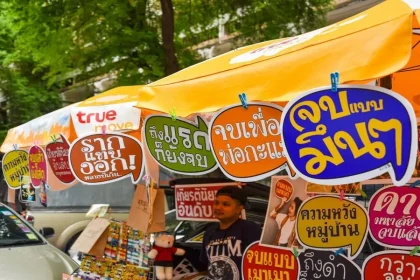 Thai Language Seen as Significant National Symbol, According to Survey