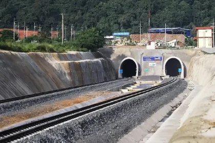 The State Railway of Thailand Closes Thailand's longest train tunnel just after opening