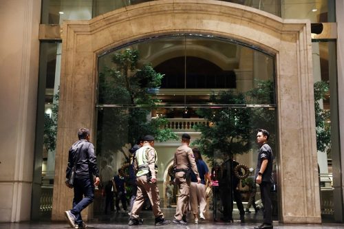 Police, Bangkok Hotel, Vietnamese