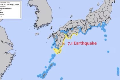 A magnitude-7.1 earthquake has struck off Japan's southern coast.(Japan Meteorological Agency)