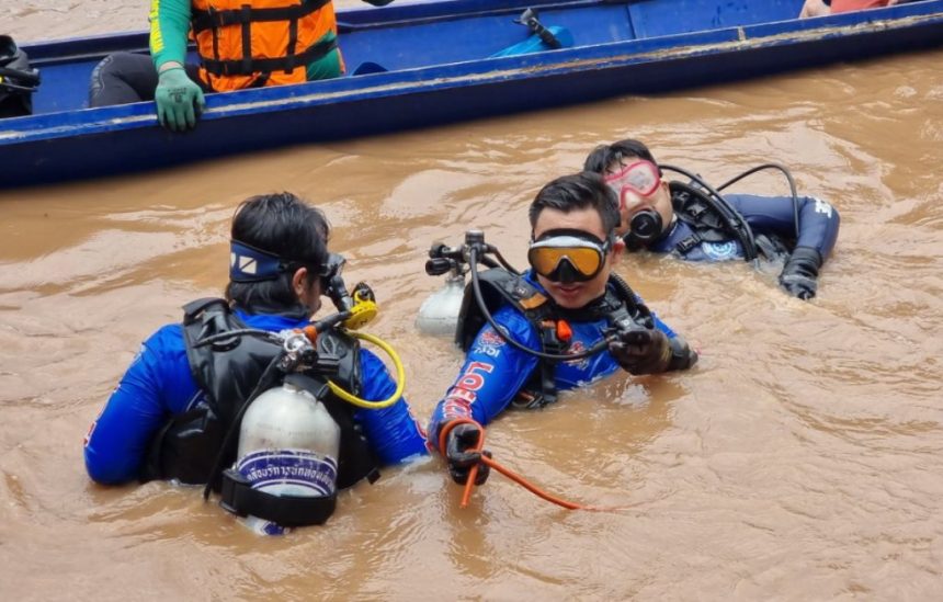 Divers in Chiang Mai Search for Korean Man