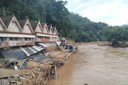 Chiang Rai's Hua Fai River Community in Mae Sai