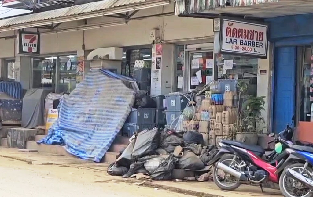 Chiang Mai Flood Rubbish