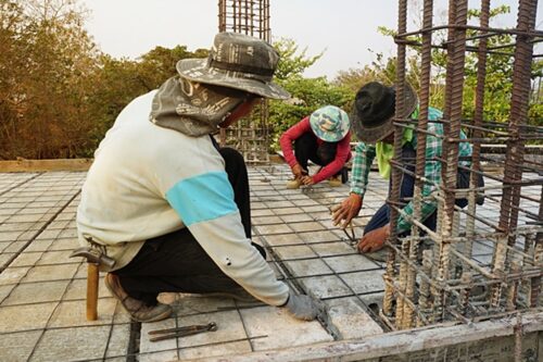 Labor Costs Spike After Flooding in Chiang Rai