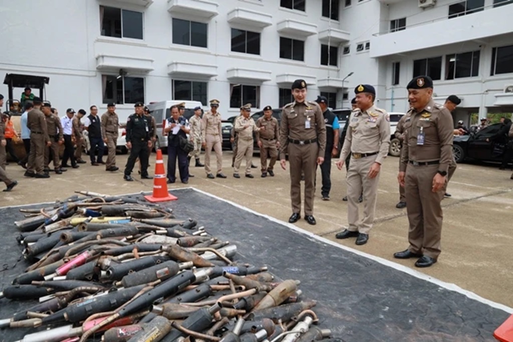 Police, Chiang Rai, Loi Krathong Festival