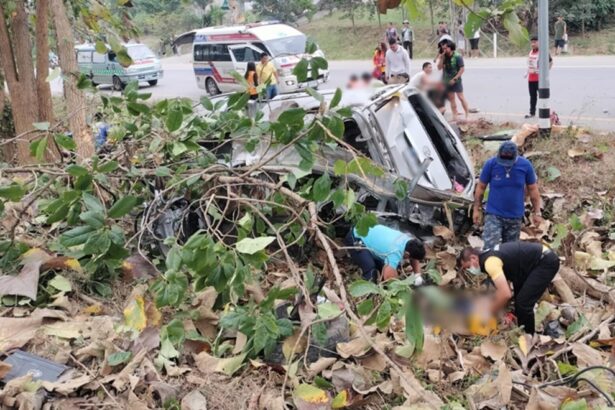 Passenger Van Crash Lampang