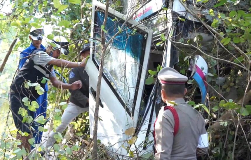 Passenger Bus Crash Kills Driver