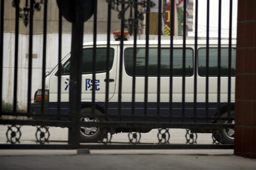 China's brutal execution van which captures offenders and kills them on-the-spot