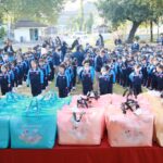 Chiang Rai School Kids Donate 200 Blankets to the Red Cross