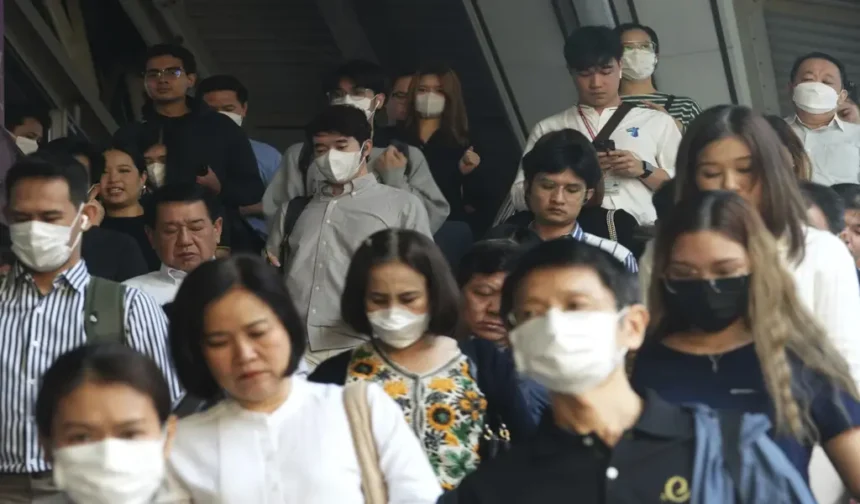 Bangkok Authorities Aim to Reduce Air Pollution by Offering Free Public Transport