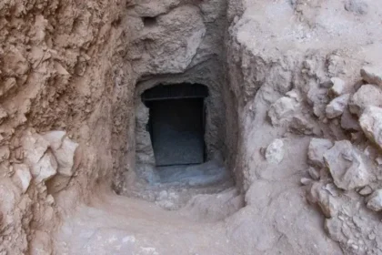 First Pharaoh Tomb Found in Egypt After 100 Years