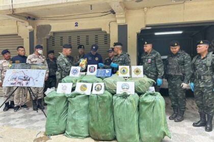 Soldiers Seize 323Kg of Crystal Meth in Mae Sai Chiang Rai