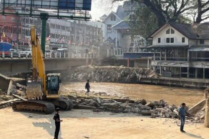 Tachileik, Myanmar Flood Prevention Work Sai River